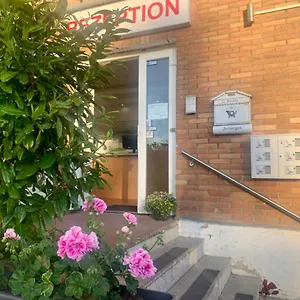 https://meerbuscher-hof.topcolognehotels.com